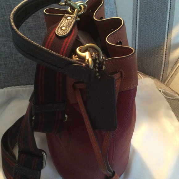 Handbag - Picture 6 of 7